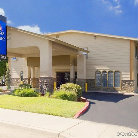 Americas Best Value Inn & Suites-East Bakersfield Exterior photo